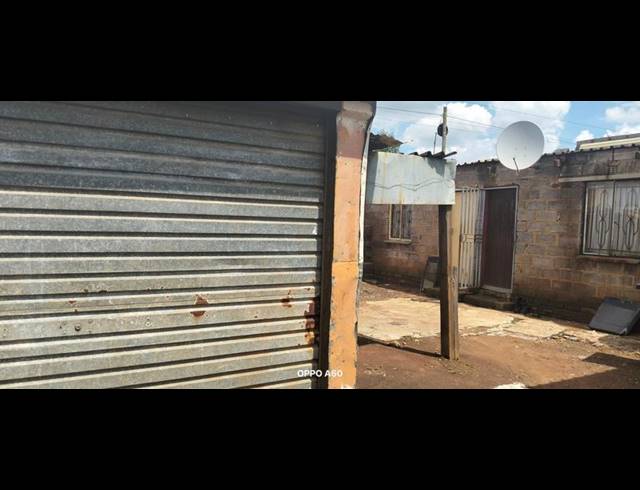 2 BEDROOM HOUSE FOR SALE IN PALM RIDGE